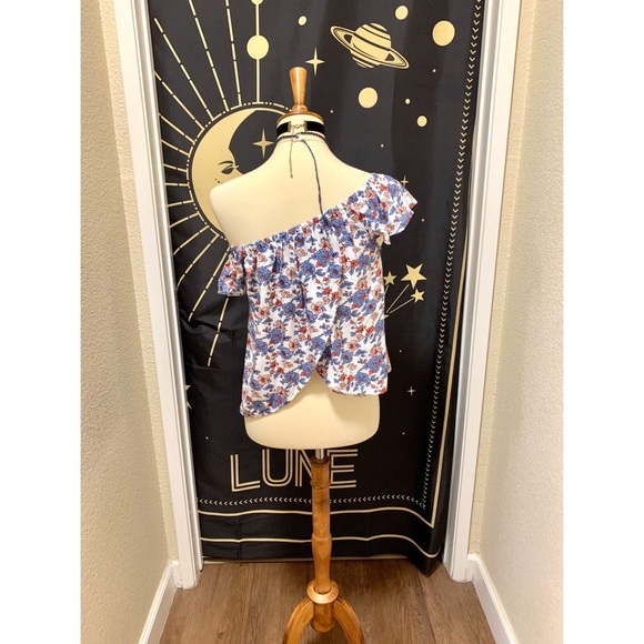 π Stylish summer top - Picture 4 of 8